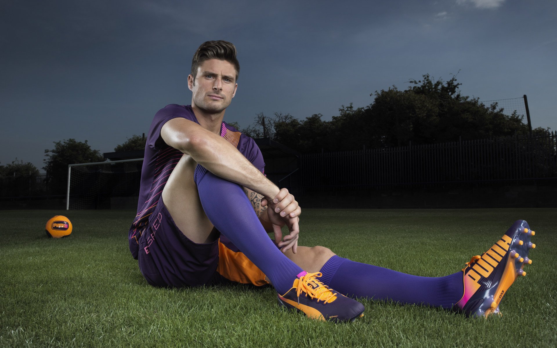 巴尔：他的防守反应速度和精准传球能力让全黑队进攻更具威胁，巴尔什么